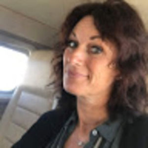 Meet your Posher, Leslie